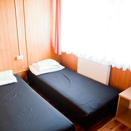 Camping Oaza Blonie Kornik Domki Standard - 3 Pokoje Bagian luar foto