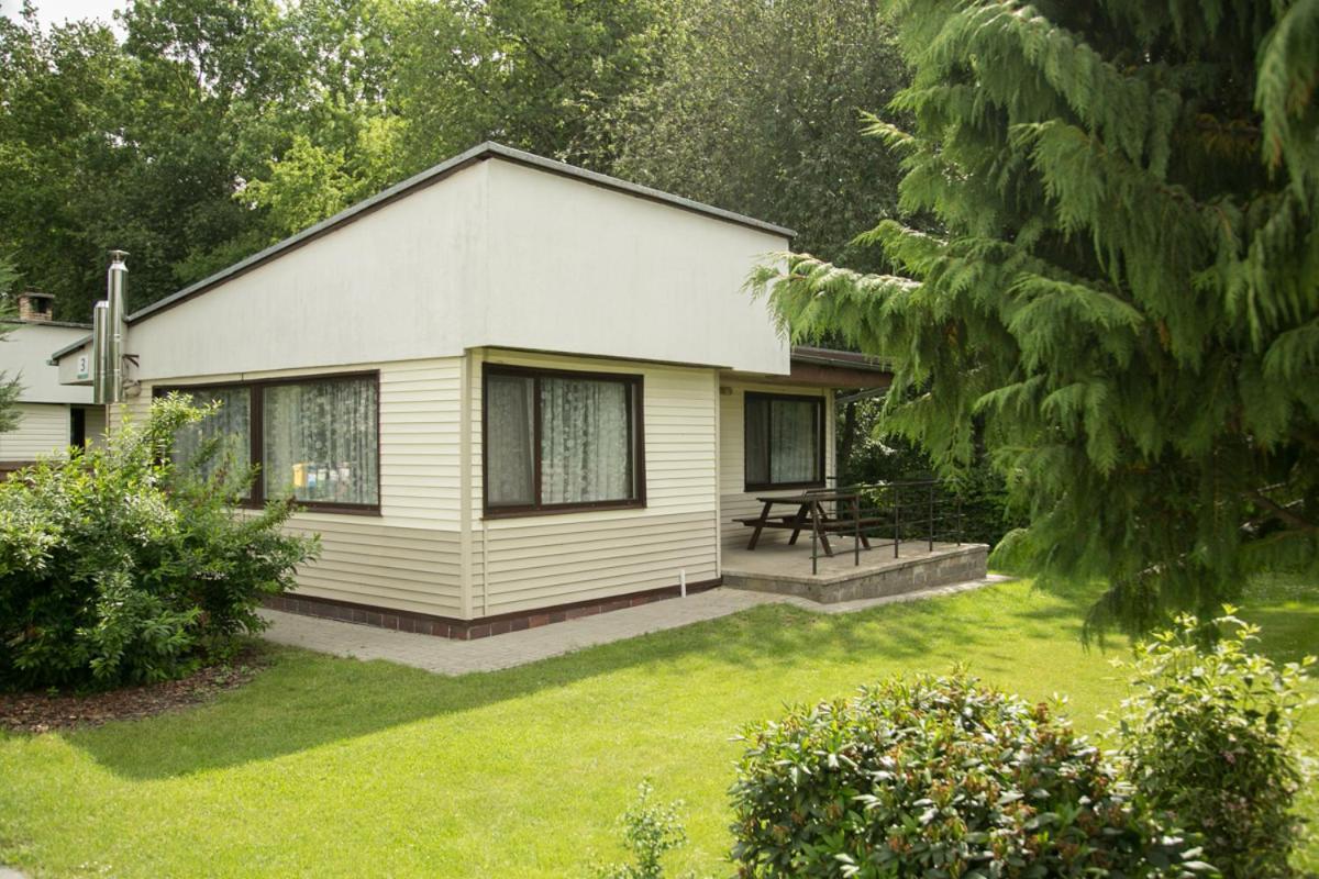 Camping Oaza Blonie Kornik Domki Standard - 3 Pokoje Bagian luar foto