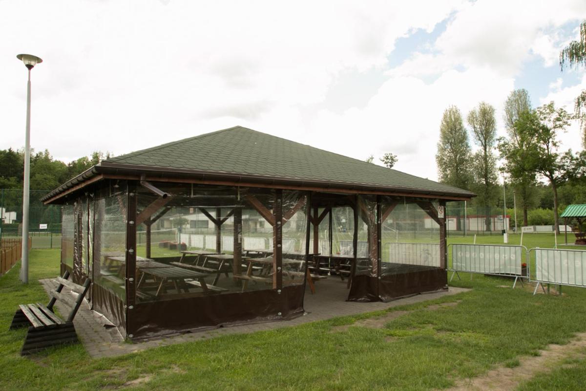 Camping Oaza Blonie Kornik Domki Standard - 3 Pokoje Bagian luar foto