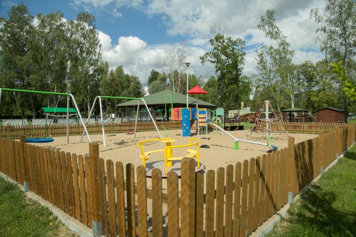 Camping Oaza Blonie Kornik Domki Standard - 3 Pokoje Bagian luar foto