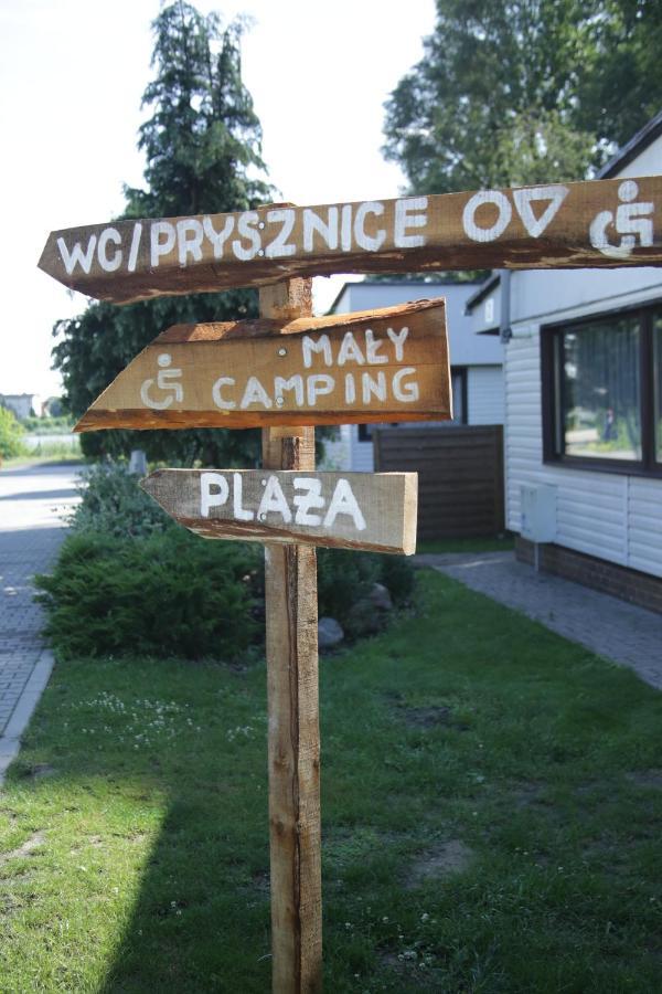 Camping Oaza Blonie Kornik Domki Standard - 3 Pokoje Bagian luar foto