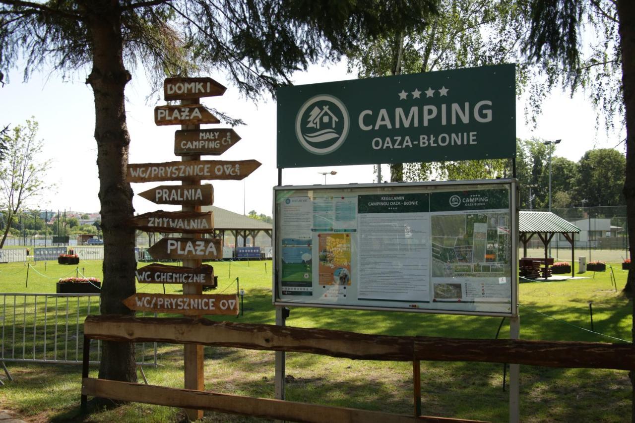Camping Oaza Blonie Kornik Domki Standard - 3 Pokoje Bagian luar foto