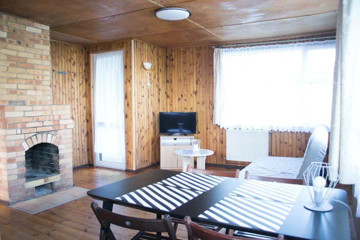 Camping Oaza Blonie Kornik Domki Standard - 3 Pokoje Bagian luar foto