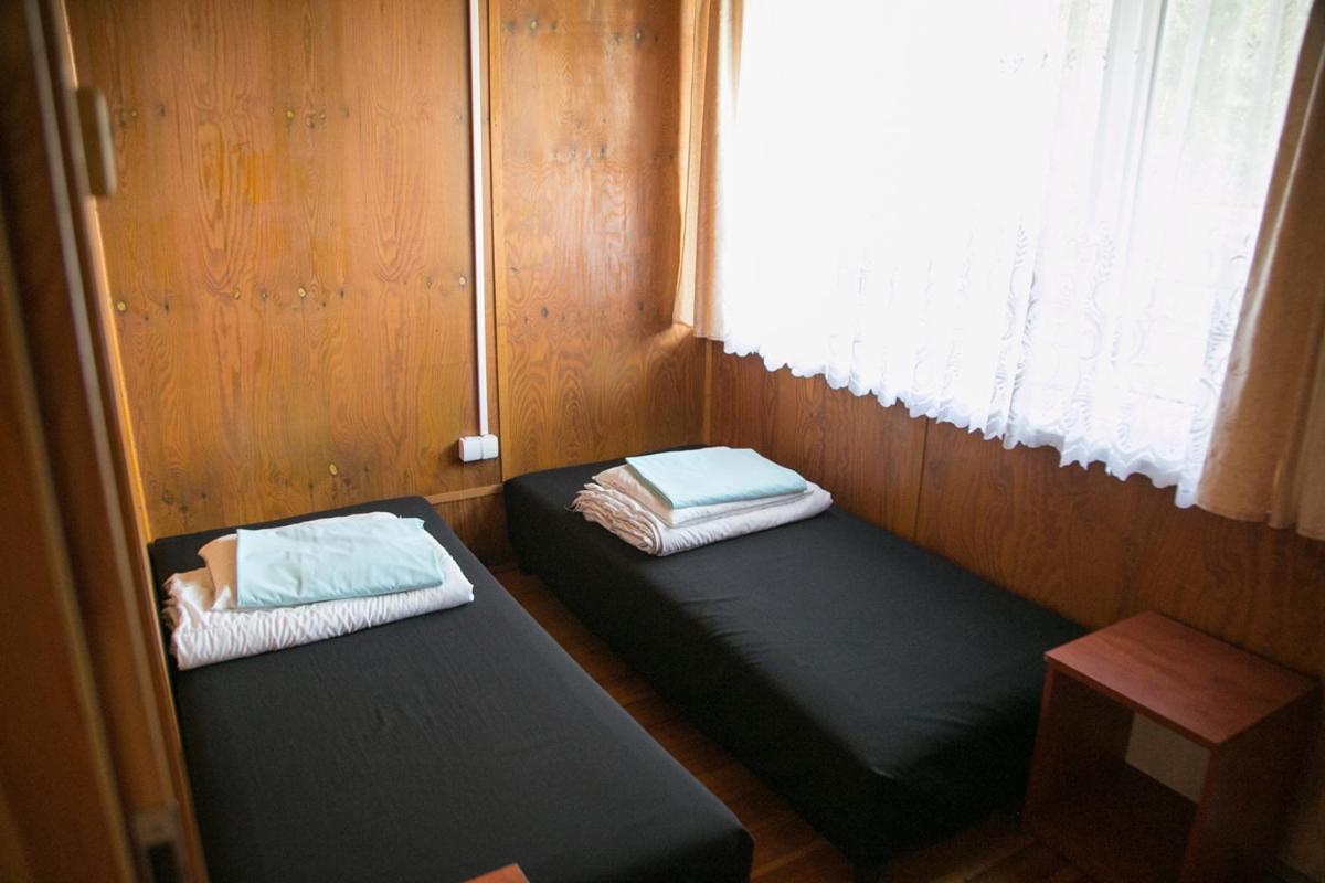 Camping Oaza Blonie Kornik Domki Standard - 3 Pokoje Bagian luar foto