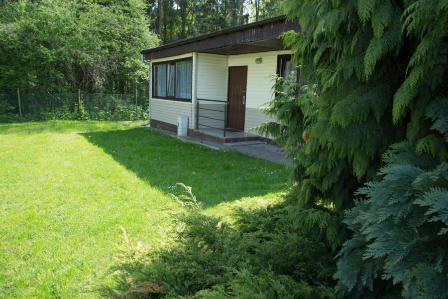 Camping Oaza Blonie Kornik Domki Standard - 3 Pokoje Bagian luar foto